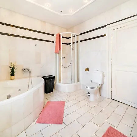 Tatil Evi Clermontshof 2 *